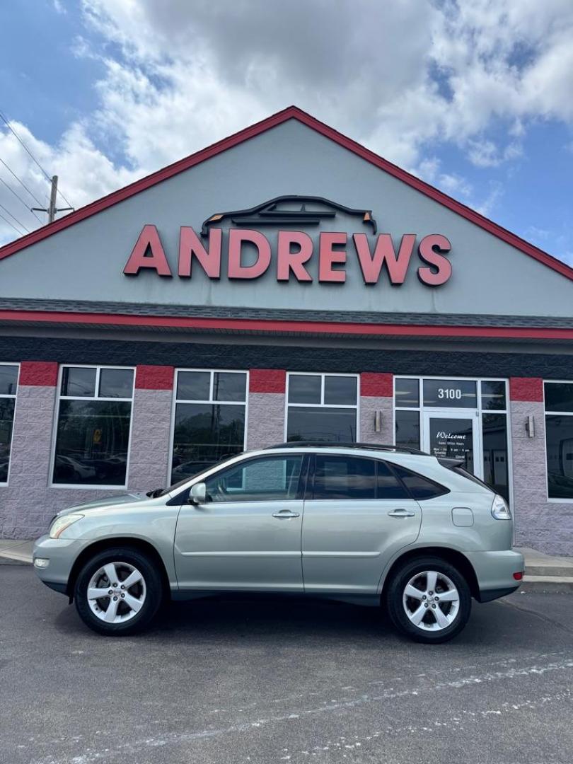 2008 GREEN LEXUS RX350 (2T2GK31U58C) with an 3.5L engine, Automatic transmission, located at 3100 Covert Avenue, Evansville, IN, 47714, (812) 473-4492, 37.955418, -87.512238 - Photo#0