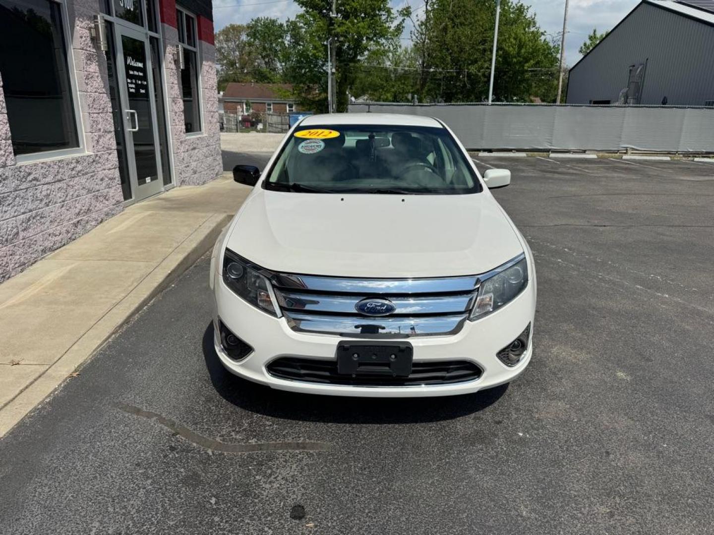 2012 WHITE FORD FUSION SEL (3FAHP0JA6CR) with an 2.5L engine, Automatic transmission, located at 3100 Covert Avenue, Evansville, IN, 47714, (812) 473-4492, 37.955418, -87.512238 - Photo#1
