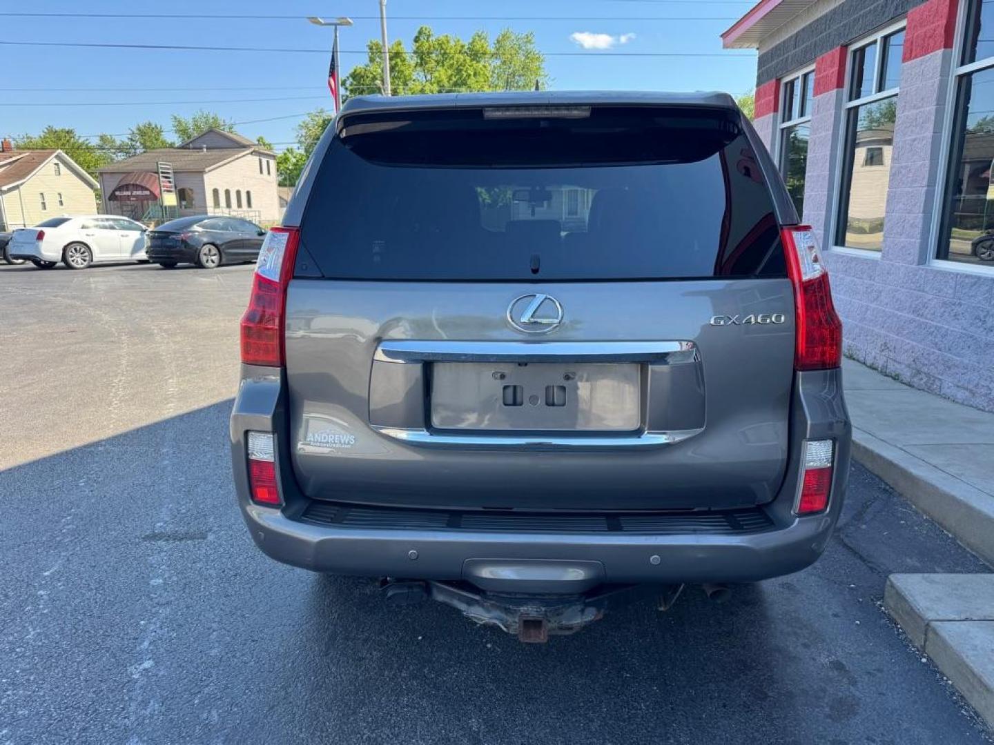 2011 GRAY LEXUS GX460 (JTJBM7FX6B5) with an 4.6L engine, Automatic transmission, located at 3100 Covert Avenue, Evansville, IN, 47714, (812) 473-4492, 37.955418, -87.512238 - Photo#3